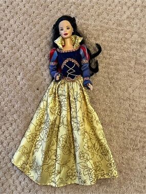 Mattel Barbie as Snow White (Children's Collector Series) Collector Series Doll